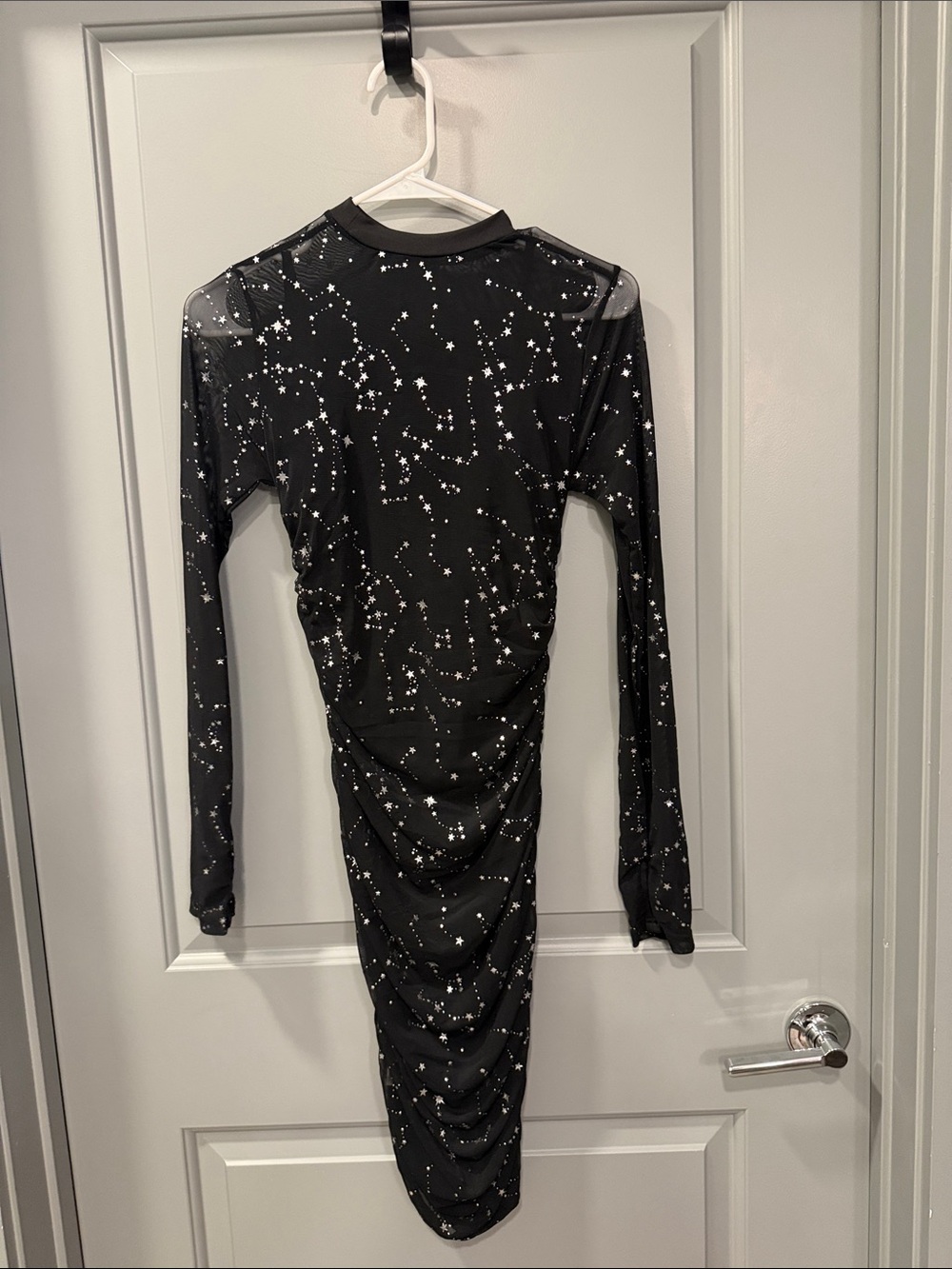 Black Star-Print Long Sleeve Ruched Dress